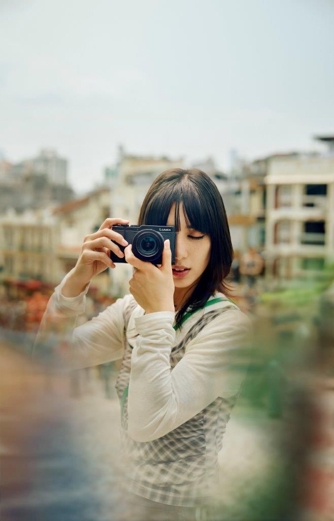 Panasonic DC-L10E Compact Black