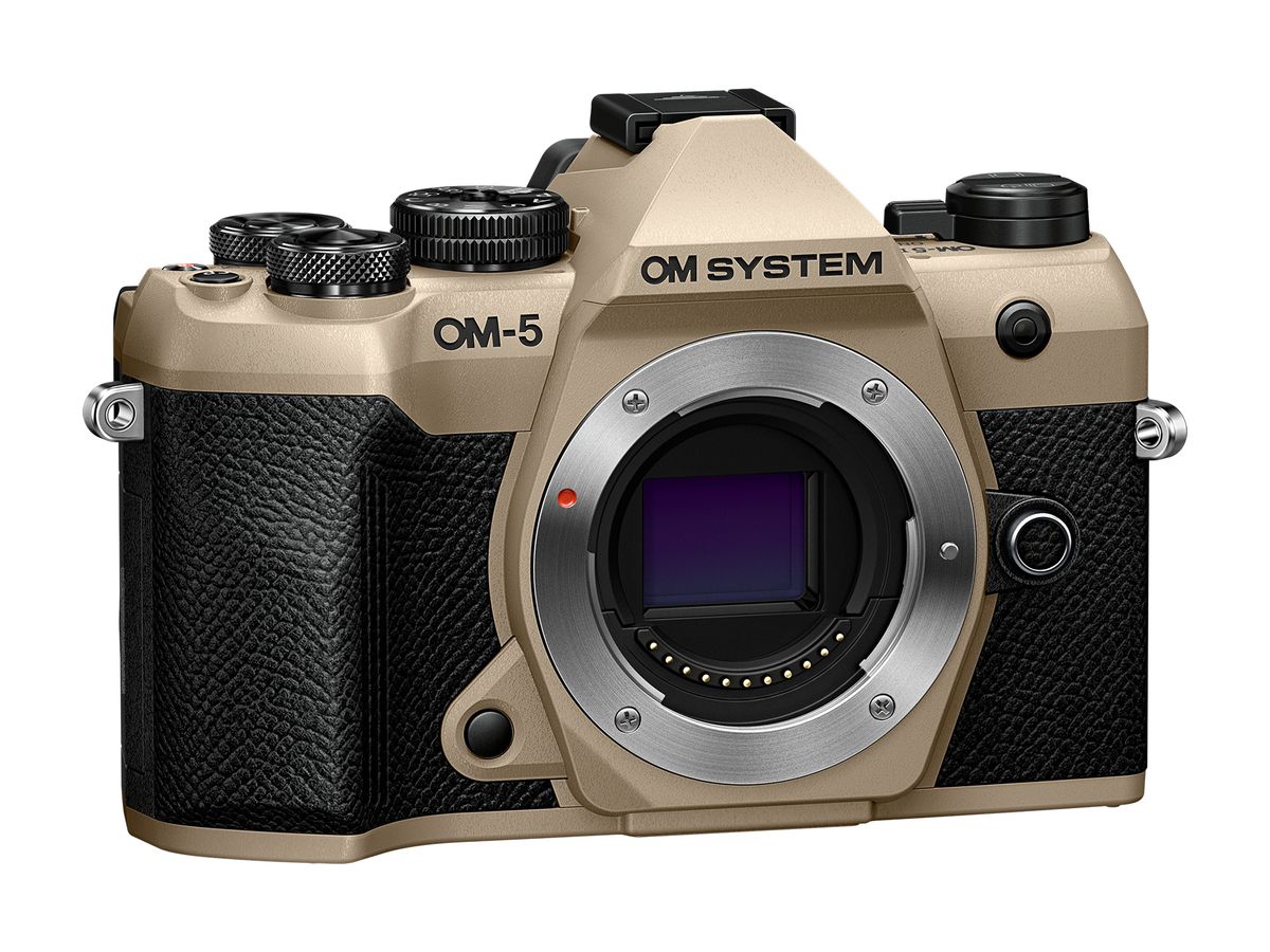 OM System OM-5 Mark II Body sand