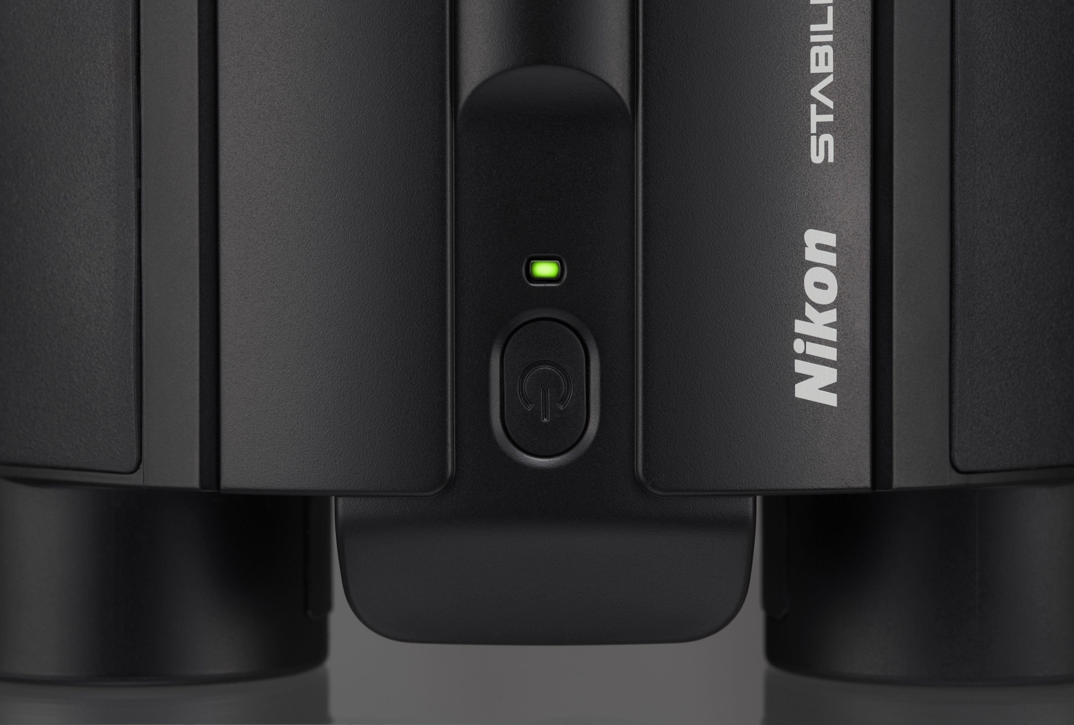 Nikon Fernglas Stabilized 12x25 S