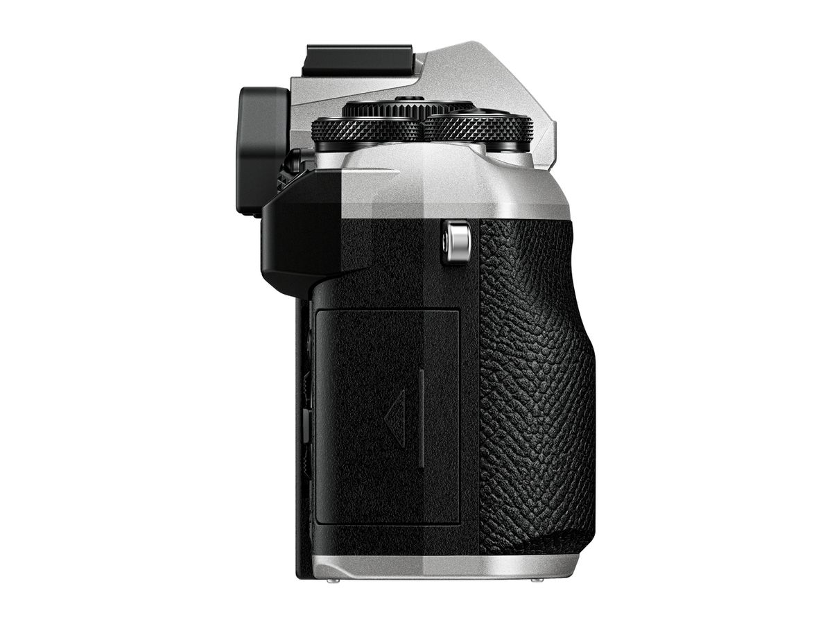 OM System OM-5 Mark II Body silver