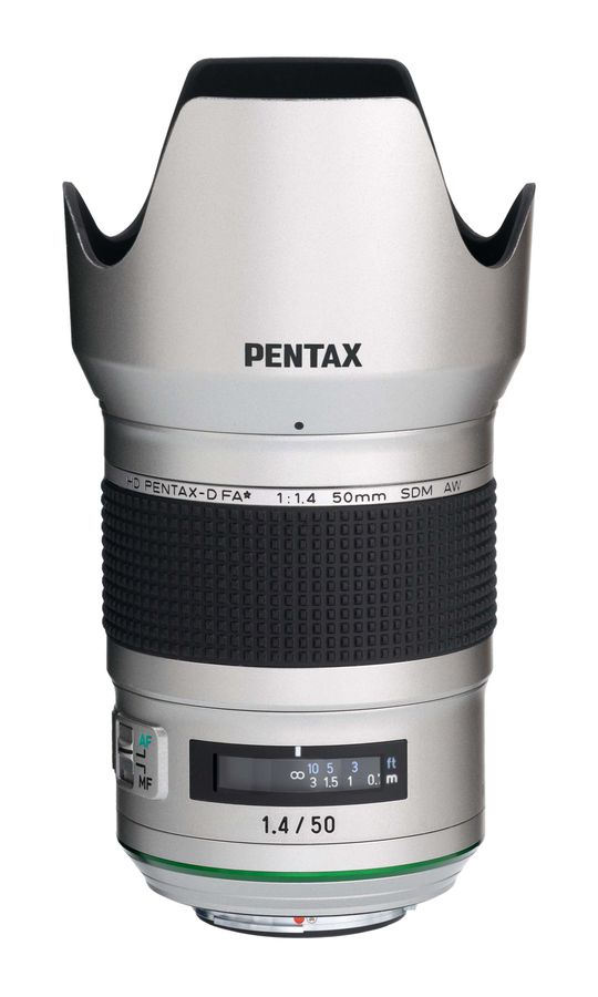 Pentax HD D-FA* 50mm/1.4 SDM AW silver