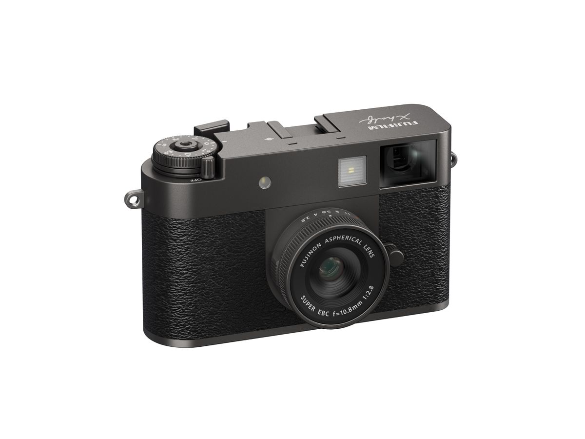 Fujifilm X100VI Silver Swiss Garant