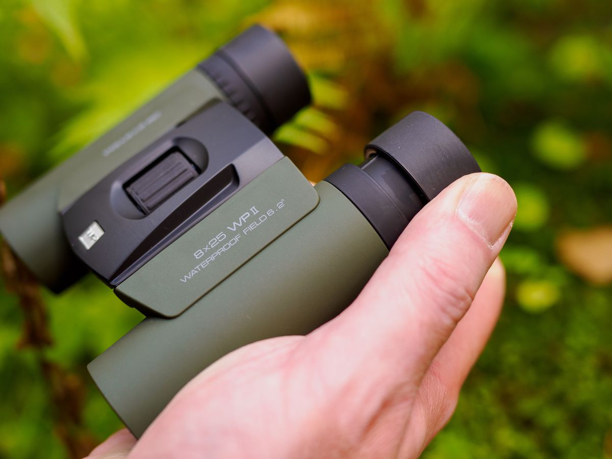 OM System 8x25 WP II Forest green