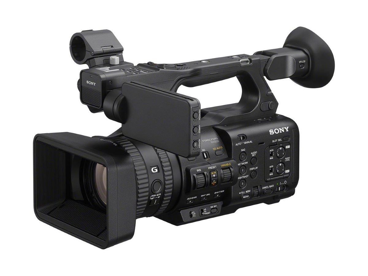 Sony HXR-NX800 Compact 4K / Full HD Cam