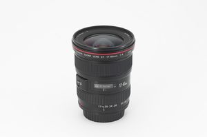 Canon EF 17-40mm 4.0L USM