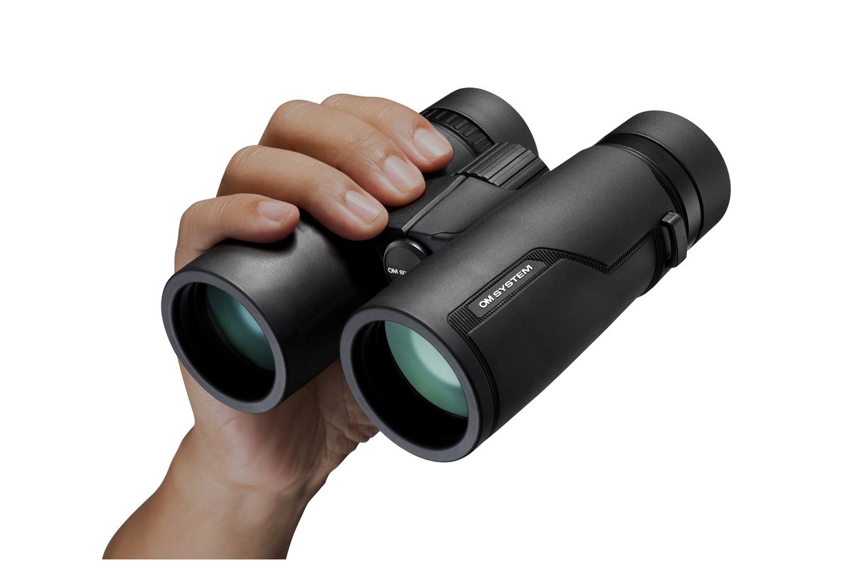 OM System 8x42 PRO avec étui