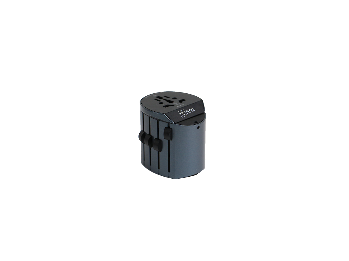 Skross Alpha World Travel Adapter + Etui