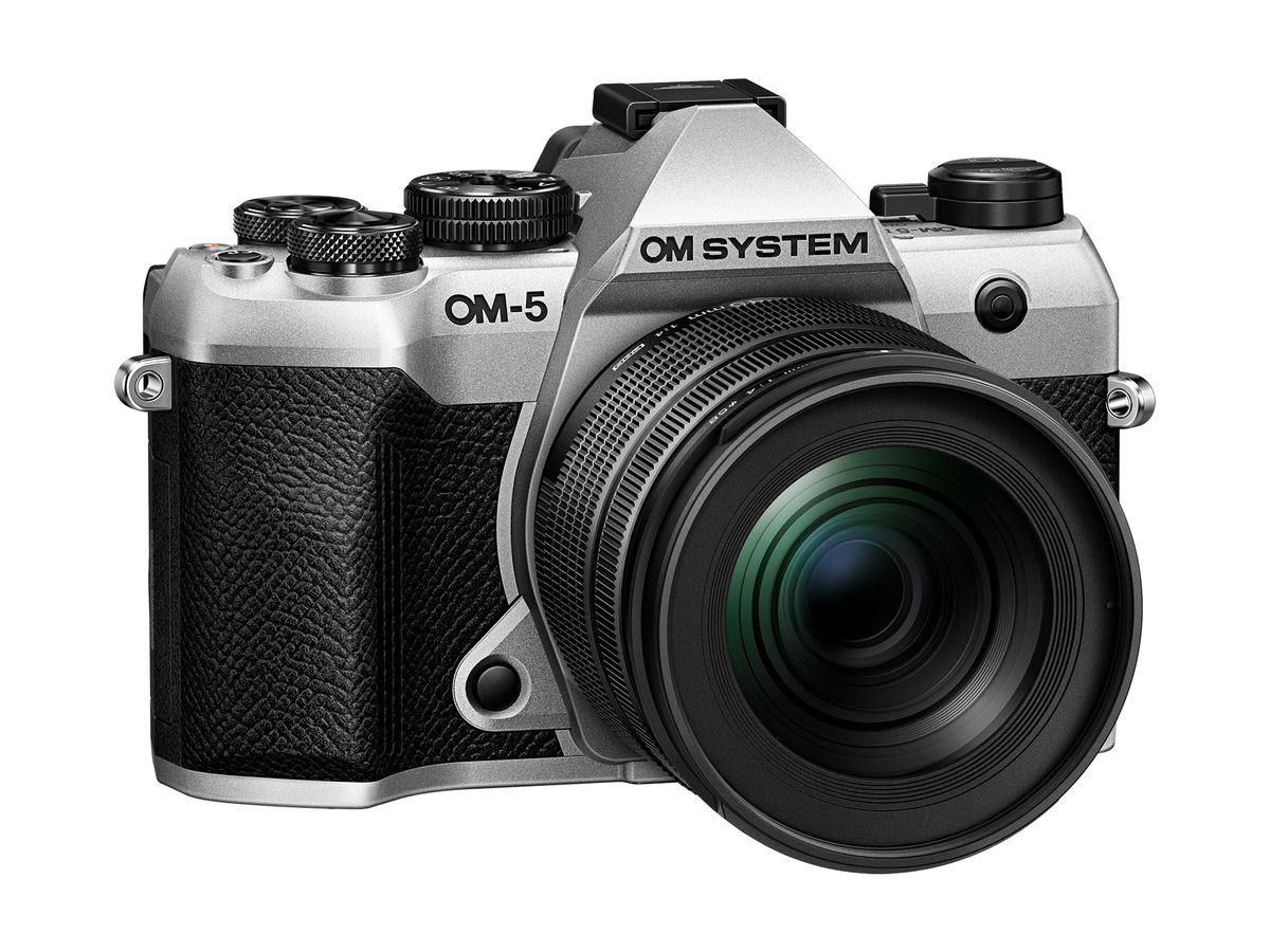 OM System OM-5 Mark II silver 12-45mm