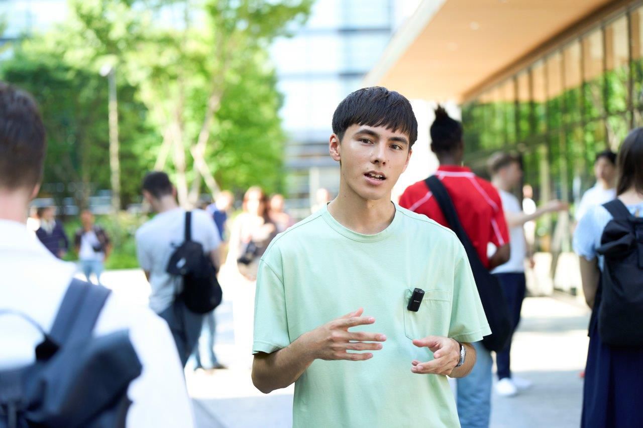 Sony ECM-W3S Wireless Microphone System