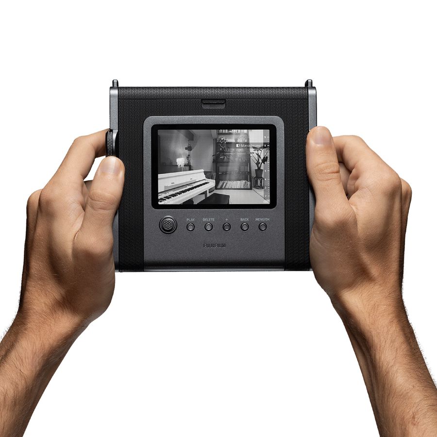 Fujifilm Instax Wide Evo Black