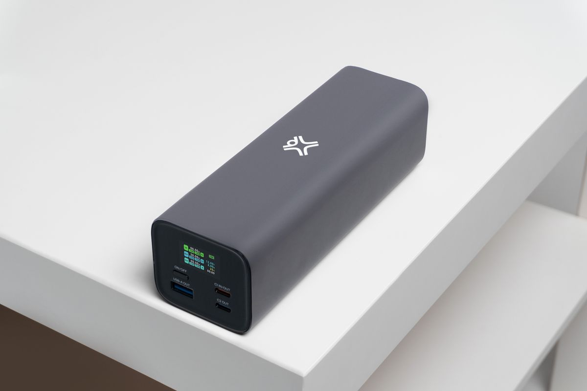 XtremeMac Powerbank 27K mAh PD 140W