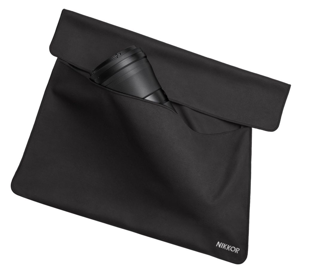 Nikon CL-C6 etui soft pour objectif XL