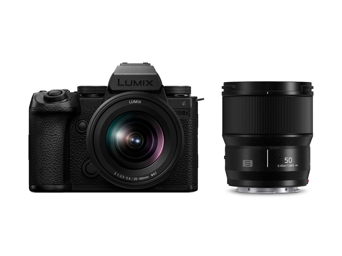 Panasonic Lumix S5M2X 20-60mm + 50mm