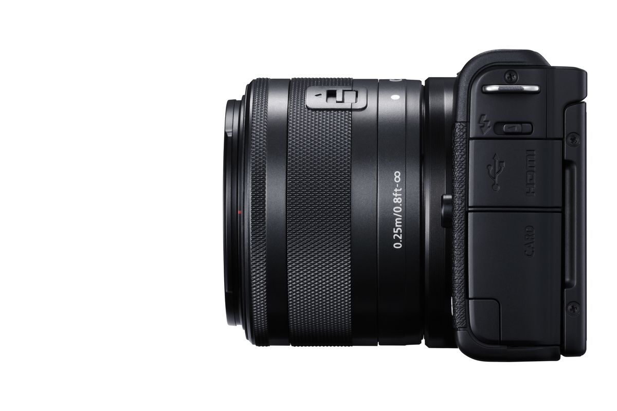 Canon EOS M200 + 15-45mm Noir