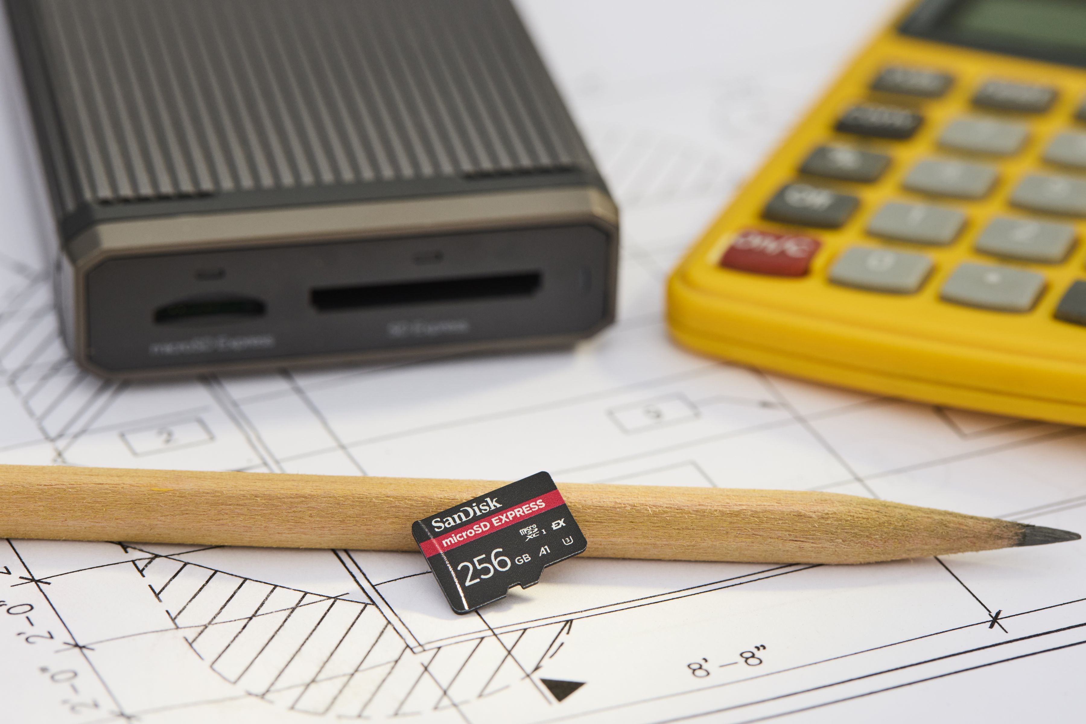 SanDisk Express 880MB/s microSDXC 512GB