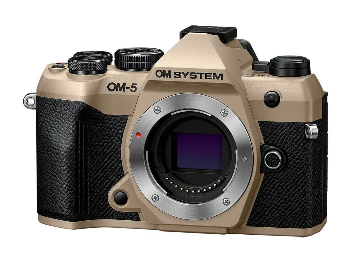 OM System OM-5 Mark II Body sand