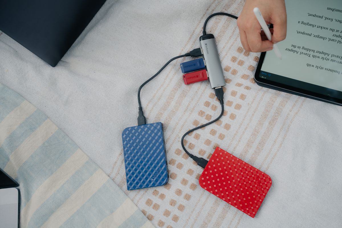 Verbatim USB-C to 4x USB-A Hub