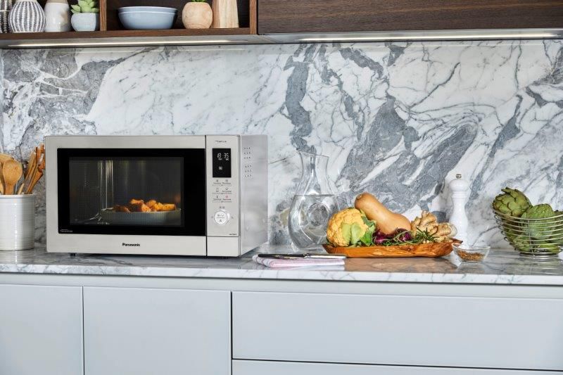 Panasonic four à micro-ondes CD88 Combi