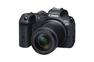 Canon EOS R7 + RF-S 18-150mm