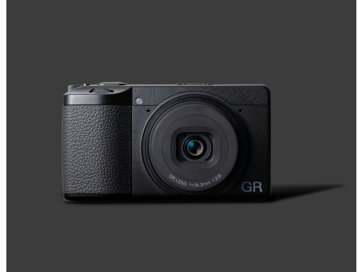 Ricoh GR IV black