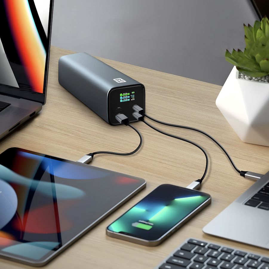 XtremeMac Powerbank 27K mAh PD 140W