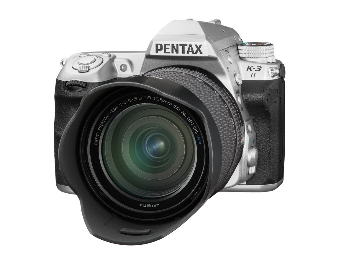 Pentax K-3 Mark III silver Kit 18-135mm