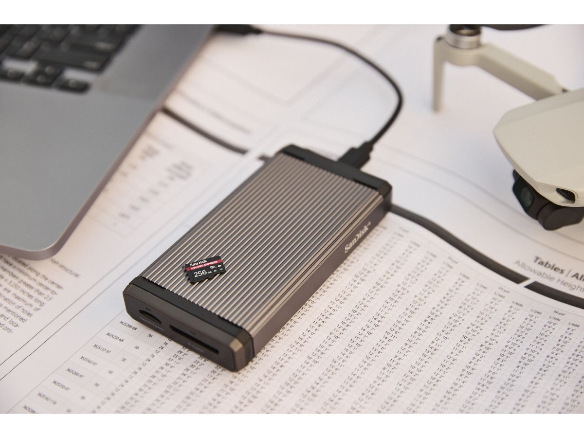 SanDisk PRO-Reader SD Express Dual Card