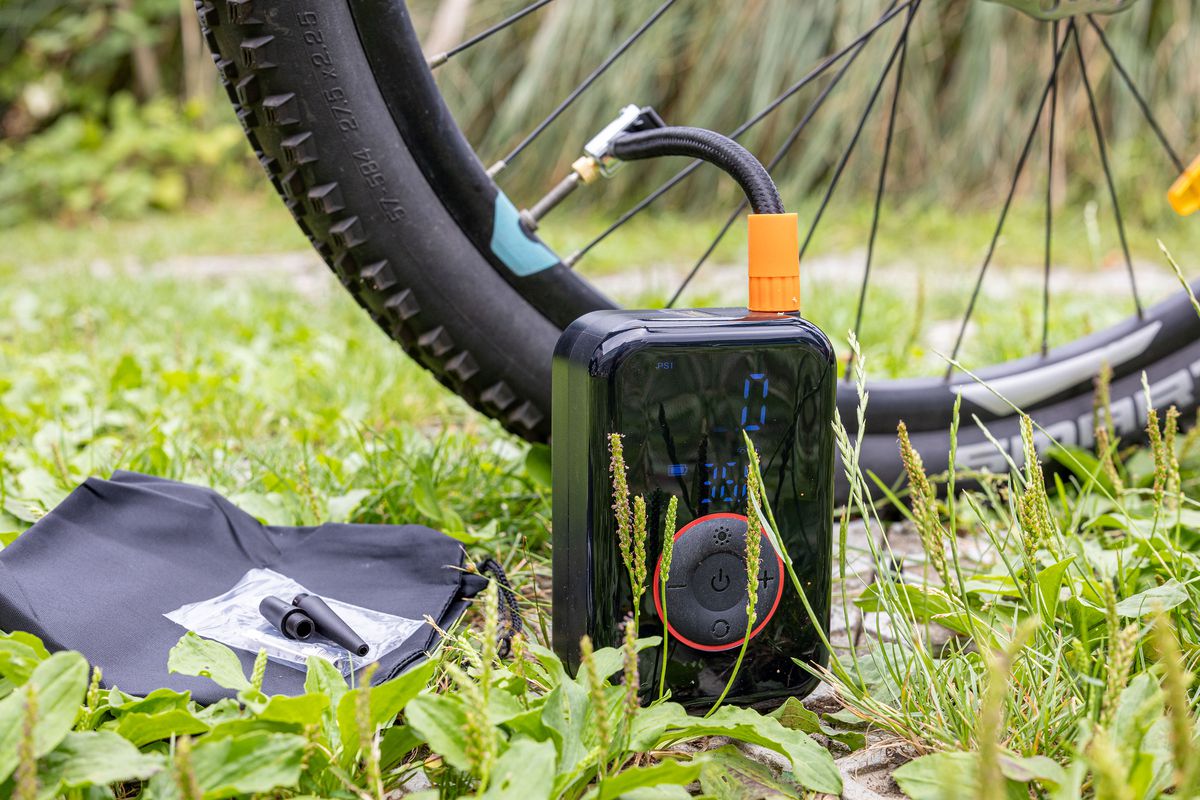 Patona Powerbank elektronische Luftpumpe