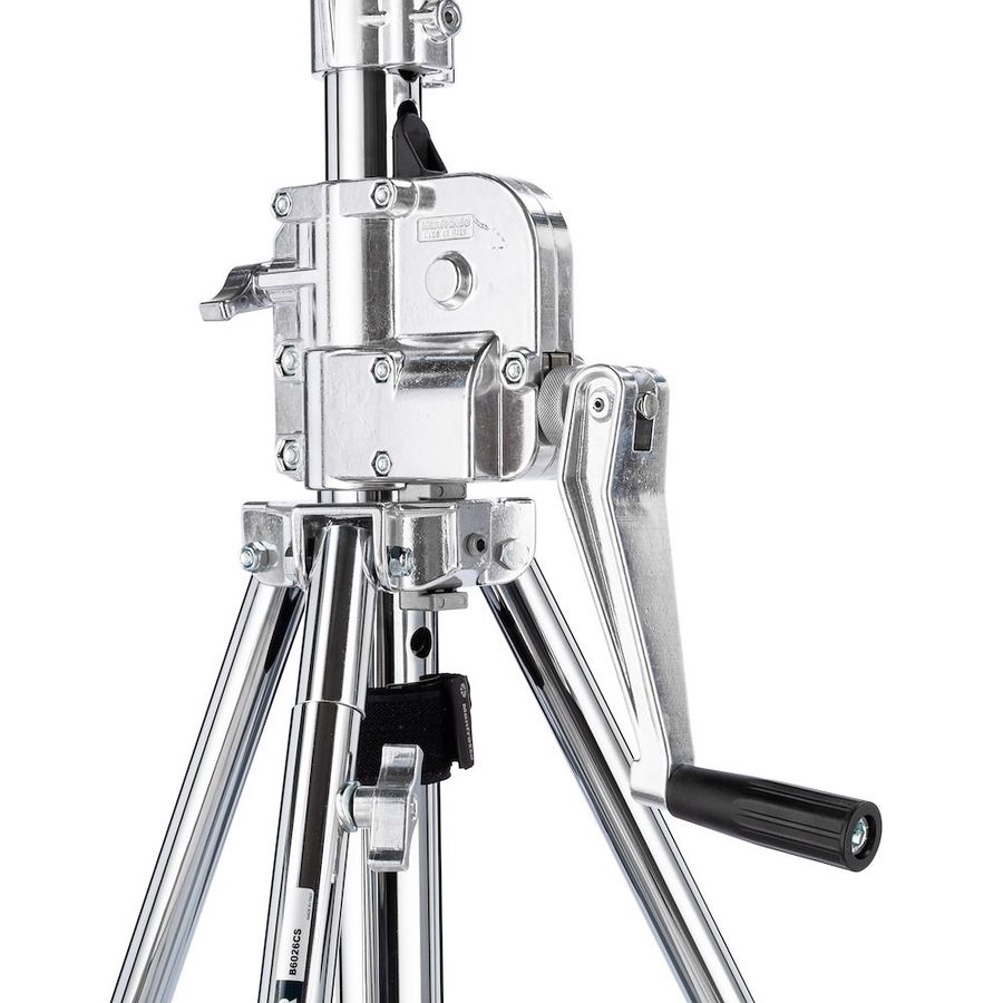 Avenger Wind Up Stand 260cm 1 Riser