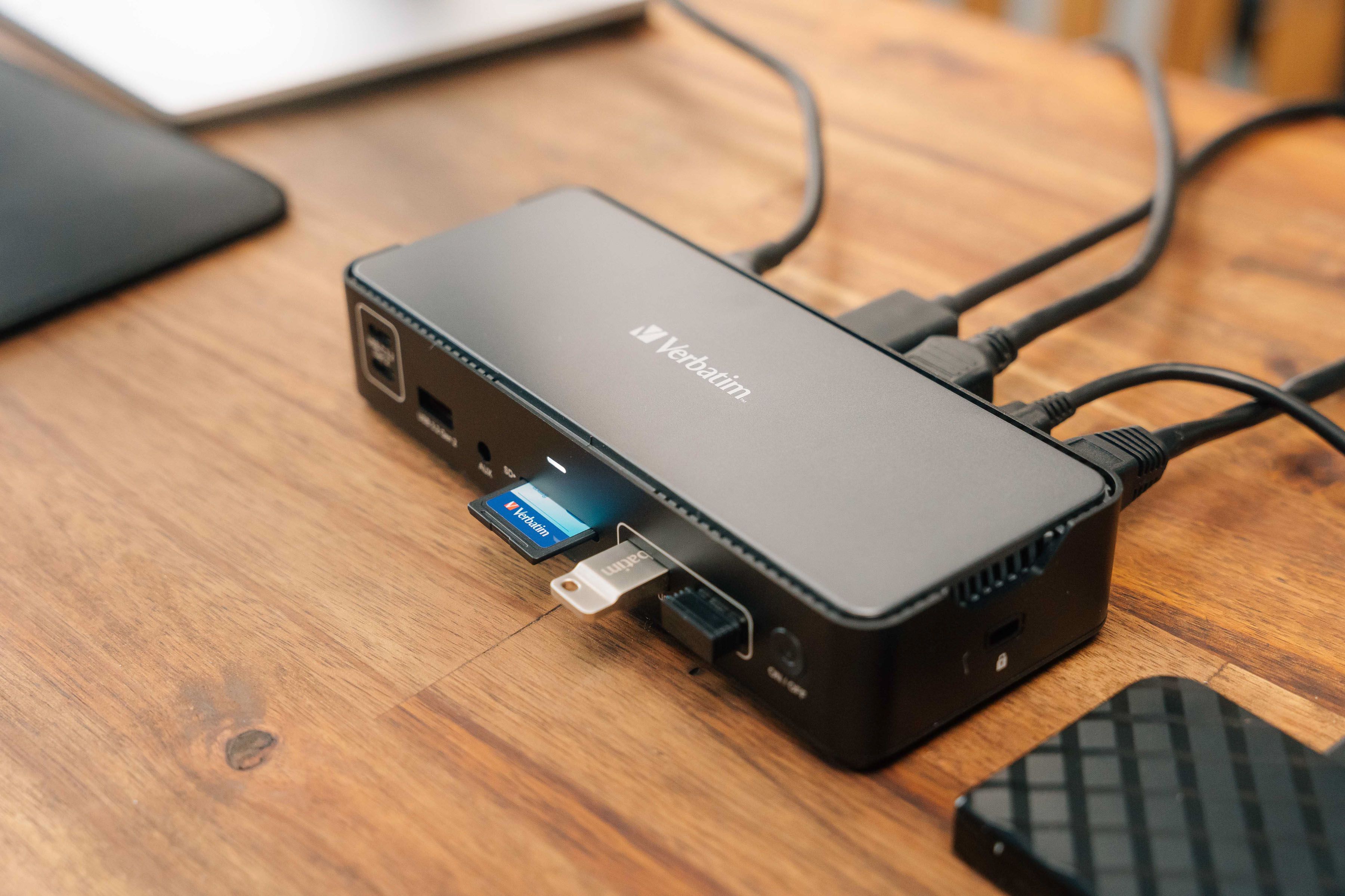 Verbatim Docking Station 15 Port