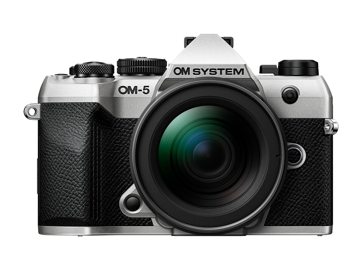 OM System OM-5 Mark II silver 12-45mm