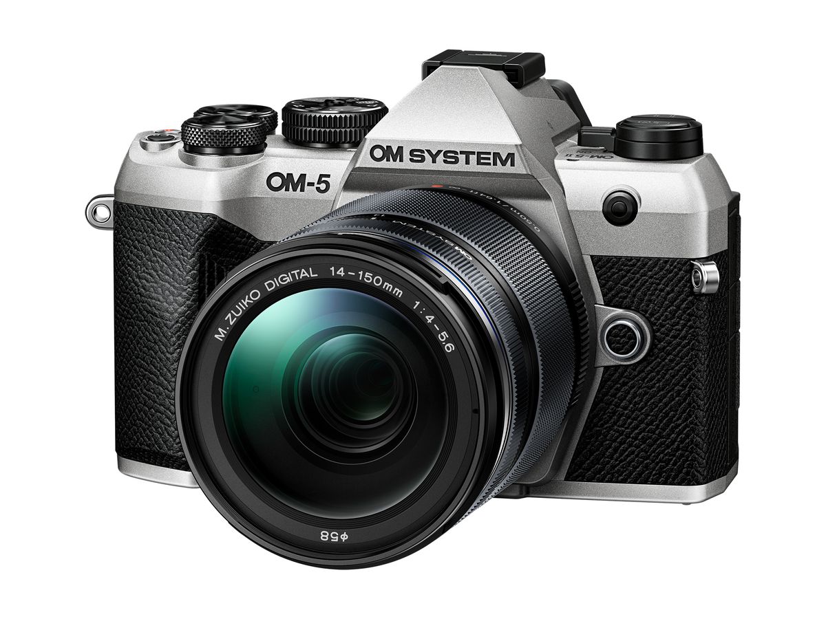 OM System OM-5 Mark II silver 14-150mm