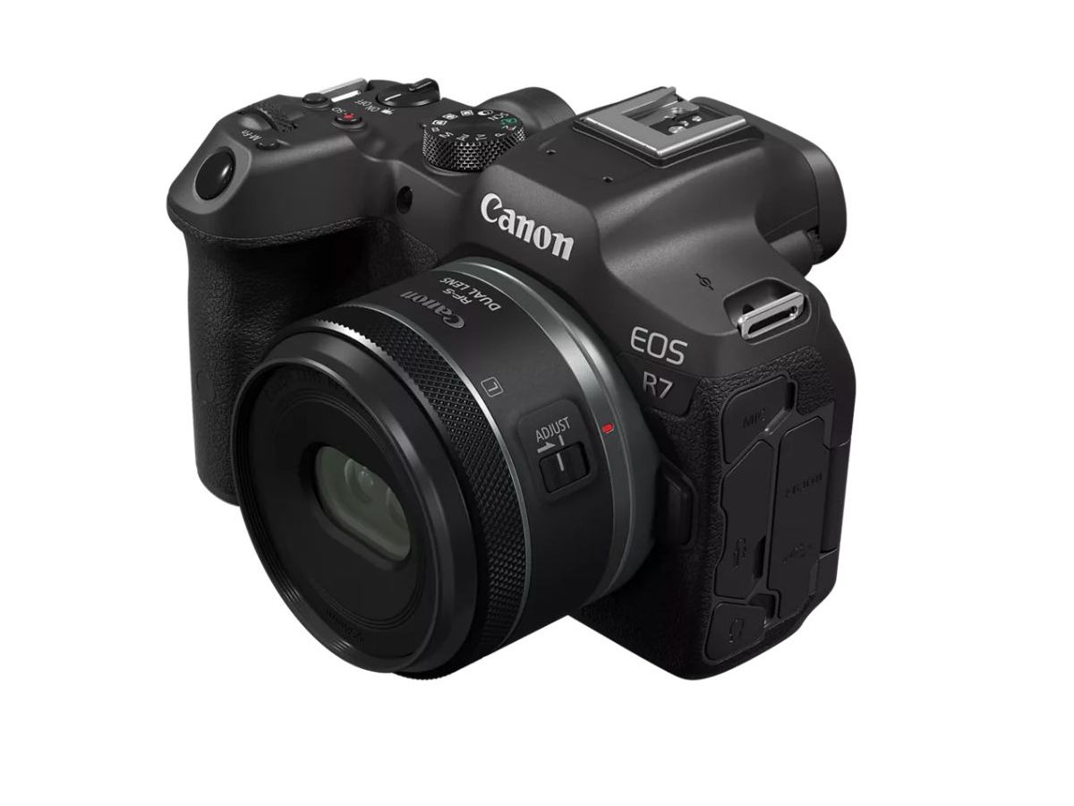 Canon RF-S 7.8mm F4 STM DUAL