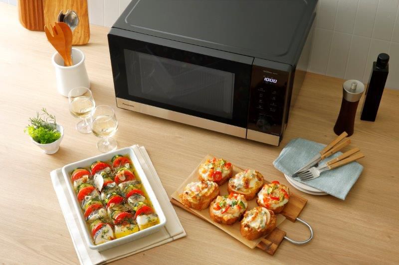 Panasonic four à micro-ondes CD38 Combi