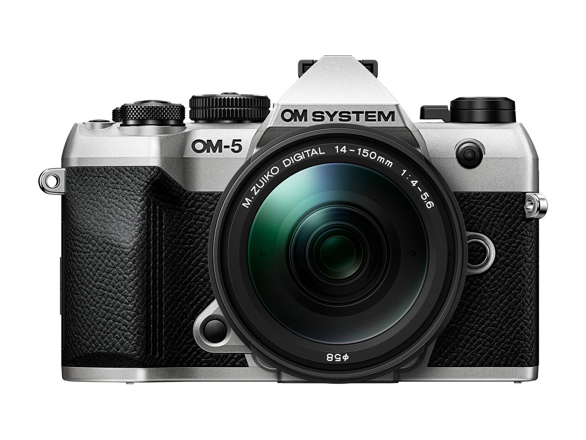 OM System OM-5 Mark II silver 14-150mm
