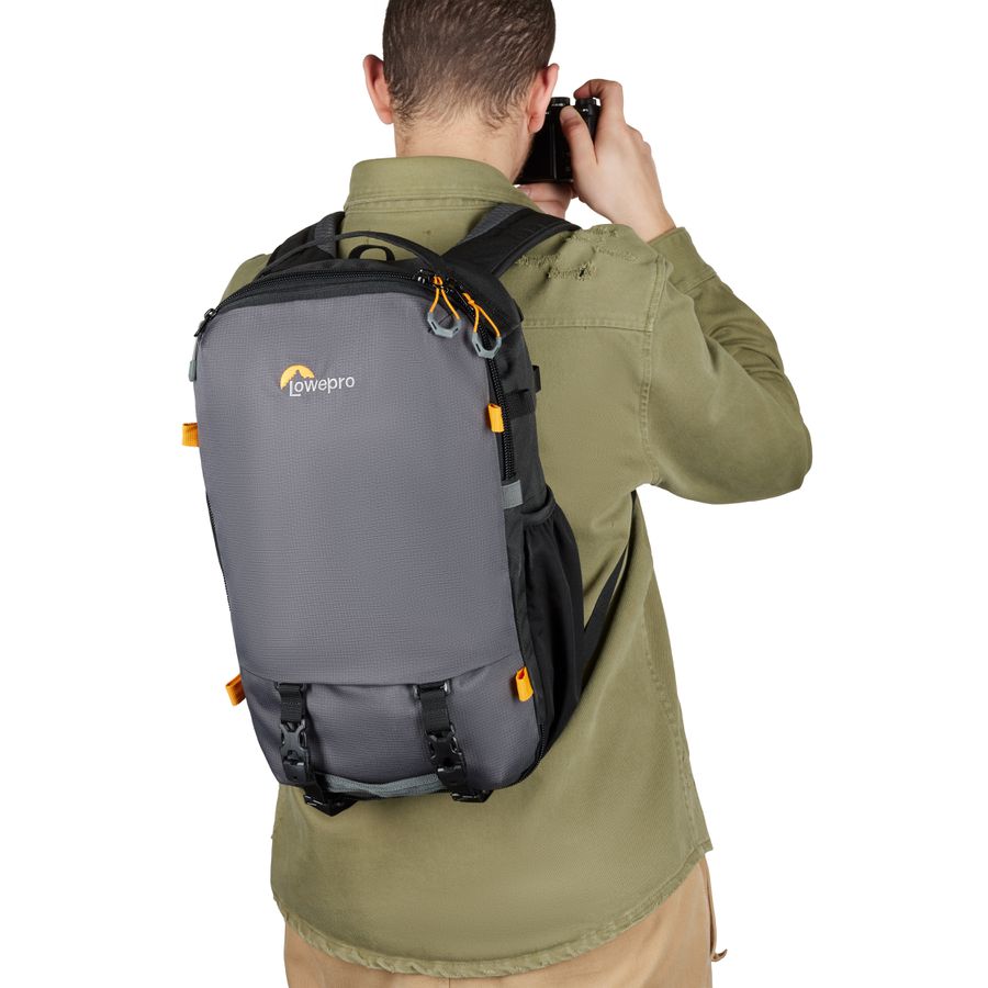 Lowepro Trekker Lite 150 grey Green Line