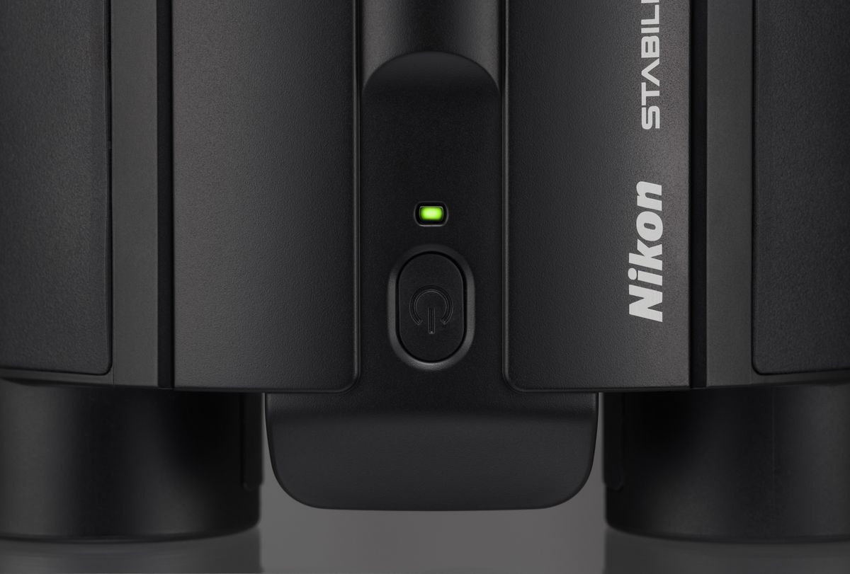 Nikon Fernglas Stabilized 12x25 S