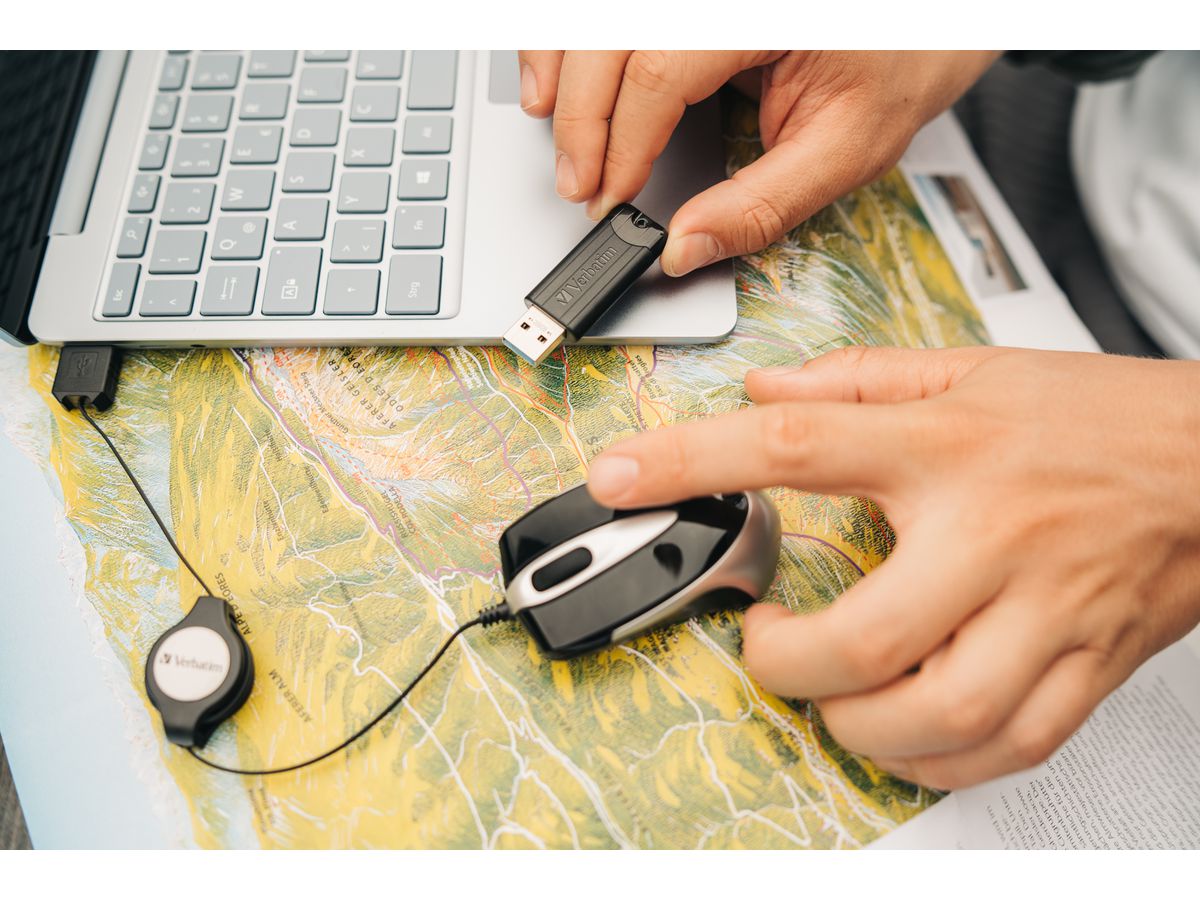 Verbatim Pin Stripe USB 3.0 16GB
