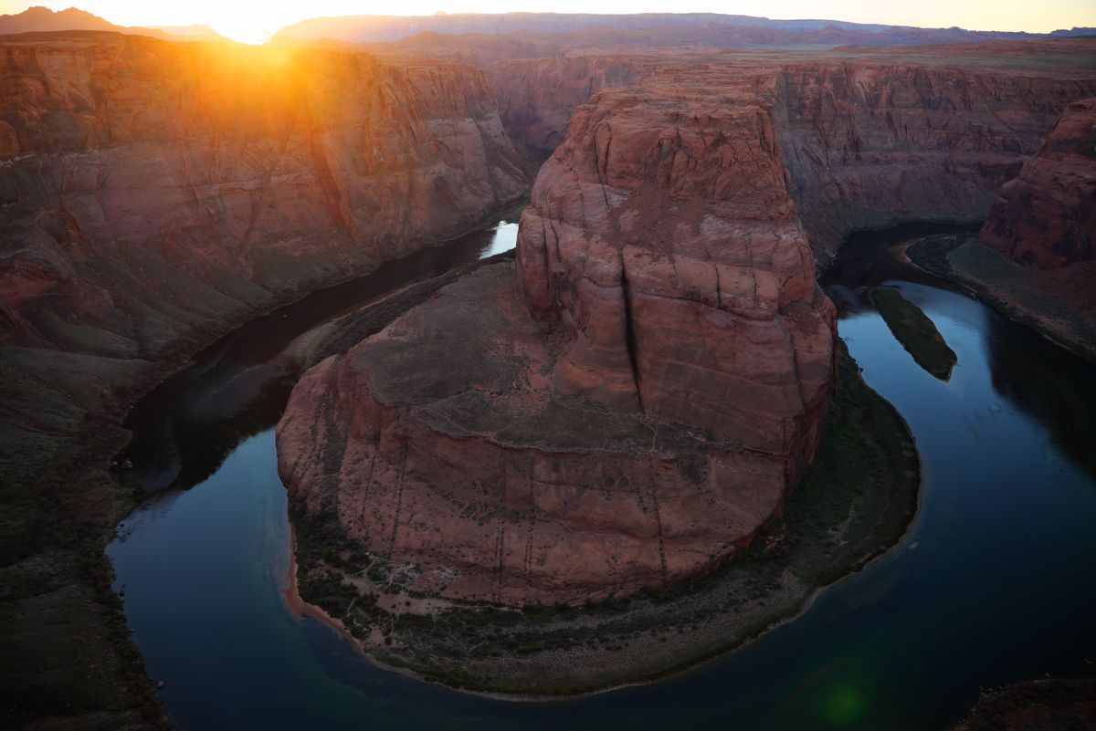 Panasonic Lumix S1R Body + 24-105mm F4.0