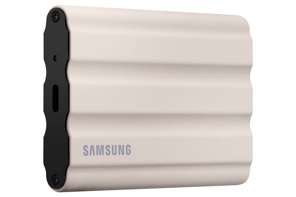 Samsung PSSD T7 Shield 2TB beige